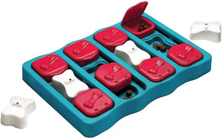 Pet Puzzle Treat Toy Interactive Food Dispenser (Color: Red)